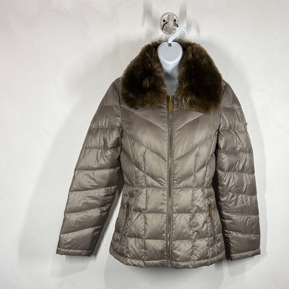 Kenneth Cole Women's Brown Puffer Jacket with Faux Fur Collar size small